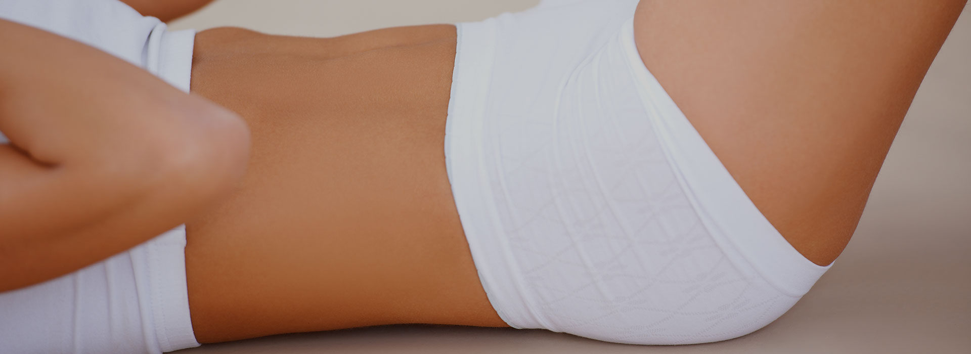 Chicago's Best Flank Fat Removal: Get Results Without Liposuction