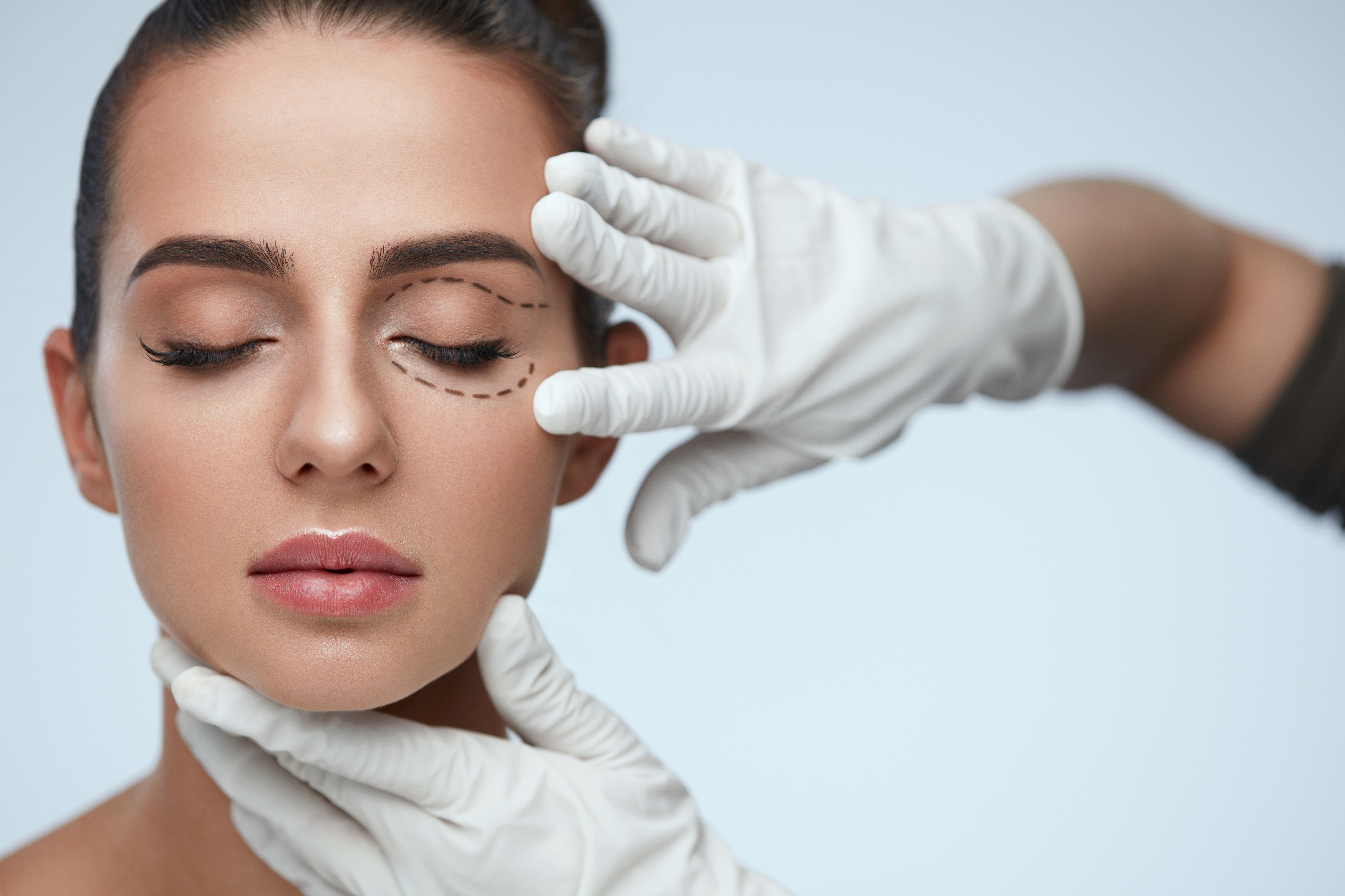 Expert Facial Surgery for a Youthful Look